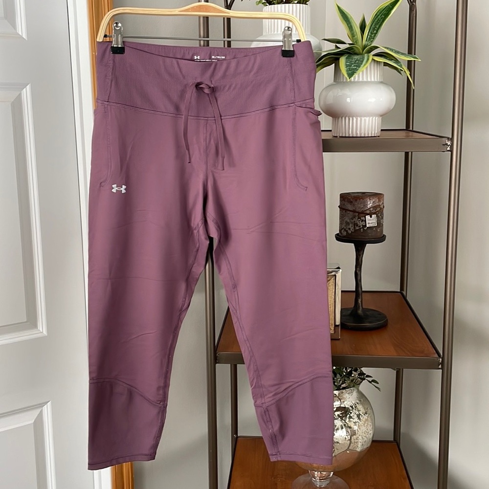 NWOT Under Armour Women's Meridian Rib No-Slip Ankle Leggings